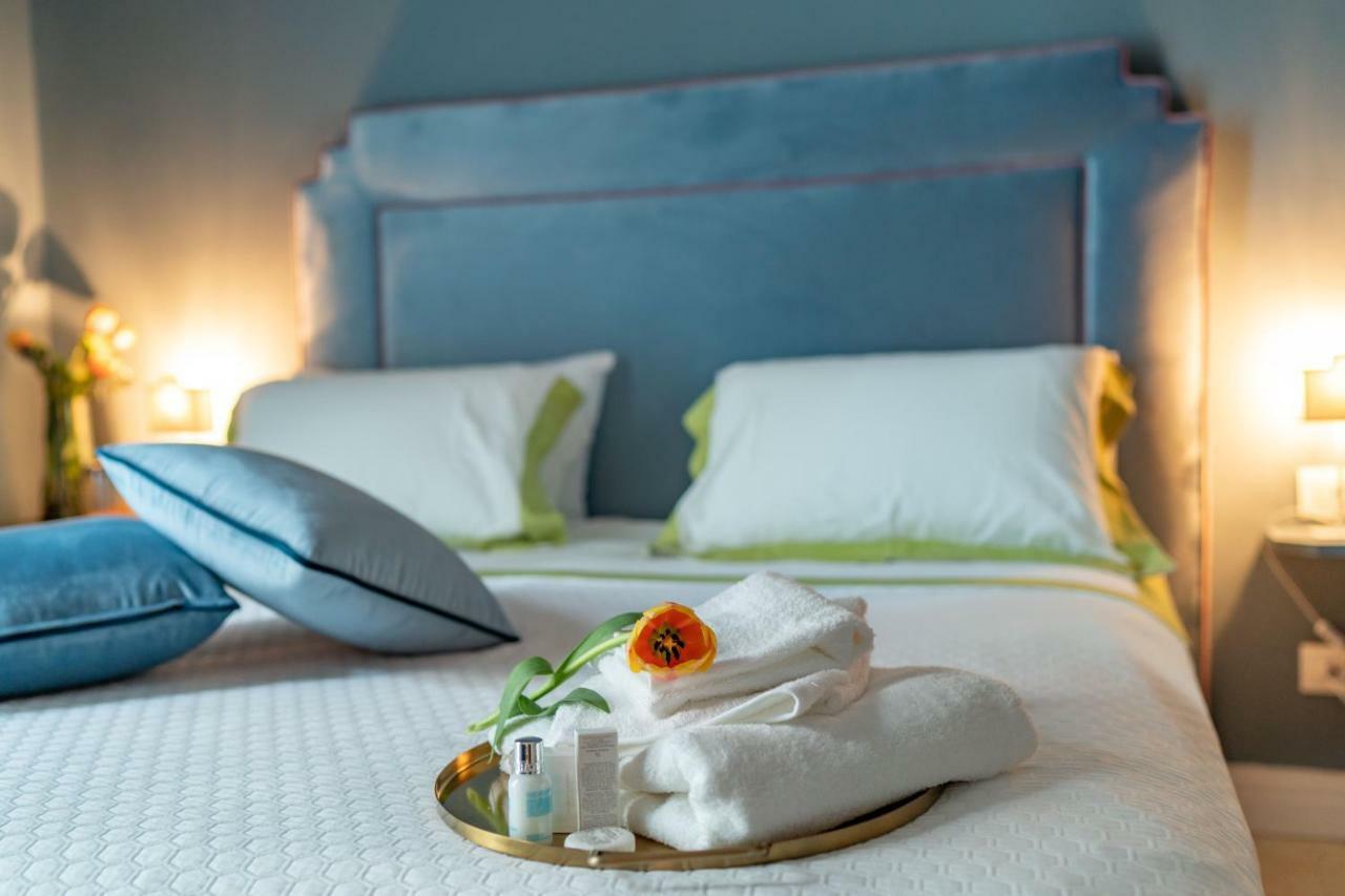 Il Fiore D'Oro Luxury Holiday House نابولي المظهر الخارجي الصورة