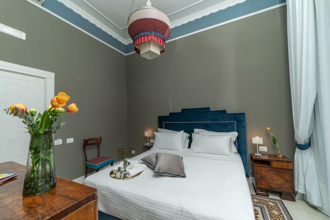 Il Fiore D'Oro Luxury Holiday House نابولي المظهر الخارجي الصورة
